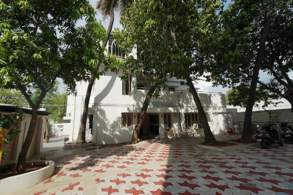 Sowmya Lodge Tiruchirappalli Ngoại thất bức ảnh